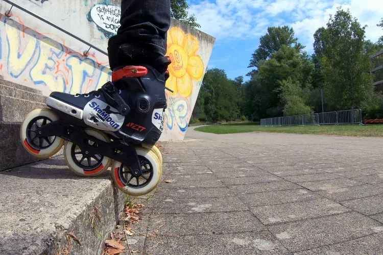 What Are Inline Skates and How to Choose Them: Detailed Guide